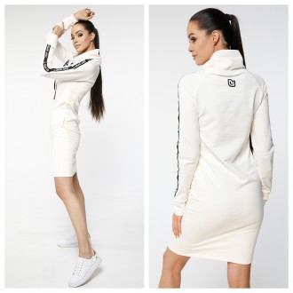 NDN - Športové mikinové šaty SANTAL X053 (krémová)